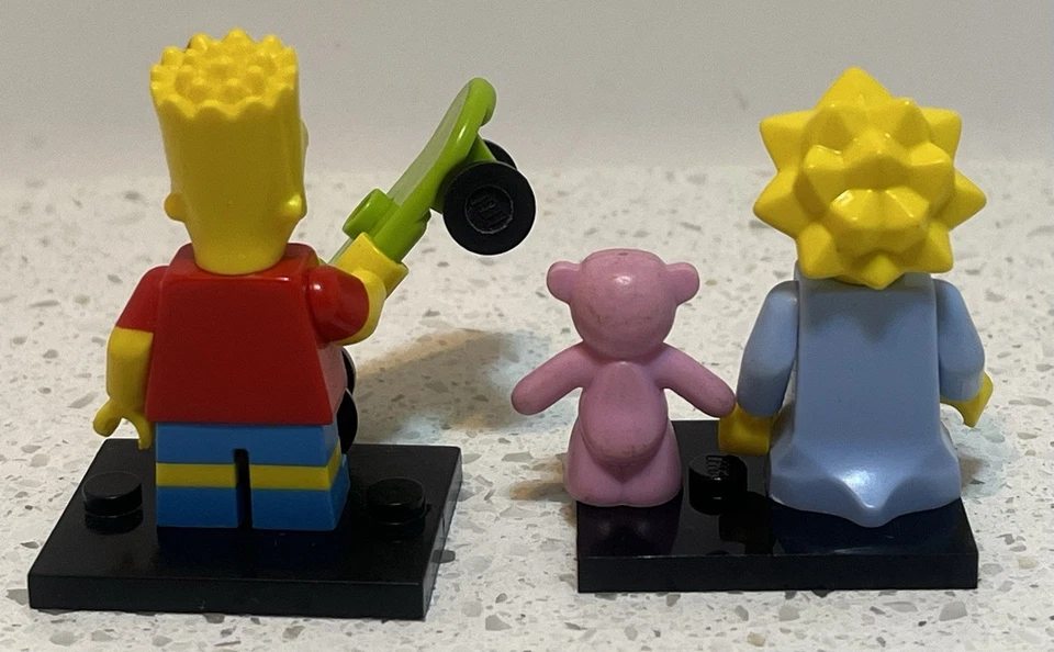 Lego Simpsons Characters Bart & Maggie With Skateboard And Pink Bear - Image 2 of 2