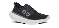 NEW OOFOS Men's OOmy Stride White Black SHIPS FREE