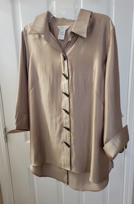 Multiples Essentials Womens Blouse. Size XS. Champagne. Satin Finish.  NWT.
