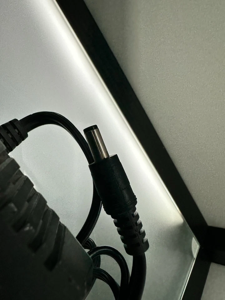 Cambridge Soundworks TEAD-66-153000U * 15 volt 3A AC to DC Adapter Power Supply - Image 2 of 3