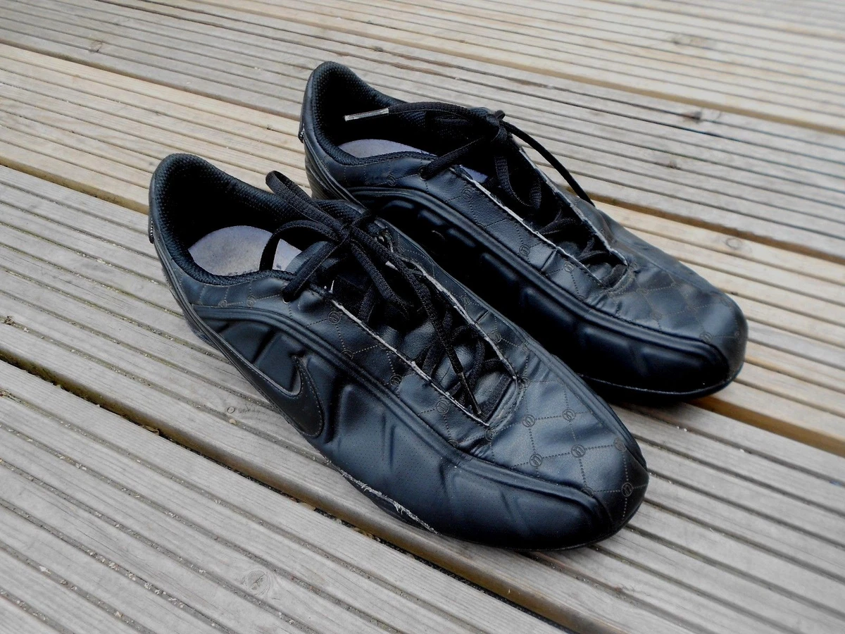 Nike slim hotsell trainers
