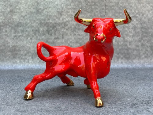 RED PORCELAIN MATADOR BULL STATUE FIGURINE GOLD LEAF GILDING MCM 12" L 8 1/2" H - Picture 2 of 12