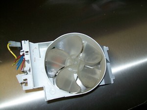 Mikrowelle Lüftermotor Gebläse Motor Miele M626 #17