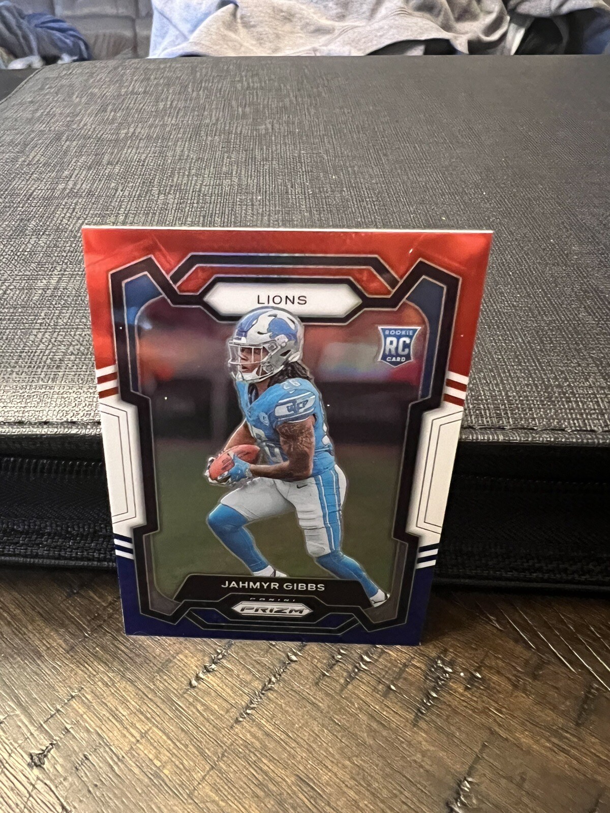 2023  PANINI PRIZM  FOOTBALL  Jahmyr Gibbs RC  #331  RED WHITE BLUE RWB Lions