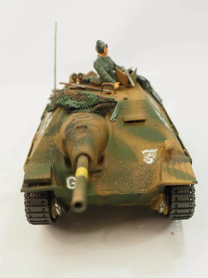 Tanque de caza 38t Hetzer Sd.Kfz. Modelo PAK 39, 75mm lang 1:35 montado/pintado Foto 3 de 4