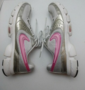 silver trainers nike