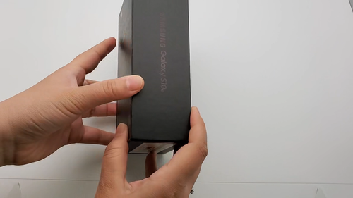 Samsung Galaxy S10e G970U G970F 6GB RAM 128GB ROM LTE Snapdragon Smartphone - 第 1 支影片,共 1 支