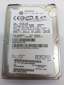HITACHI *HTS543225L9SA00* 250 GB * SATA HDD Notebook 2,5 Zoll #NFP2082