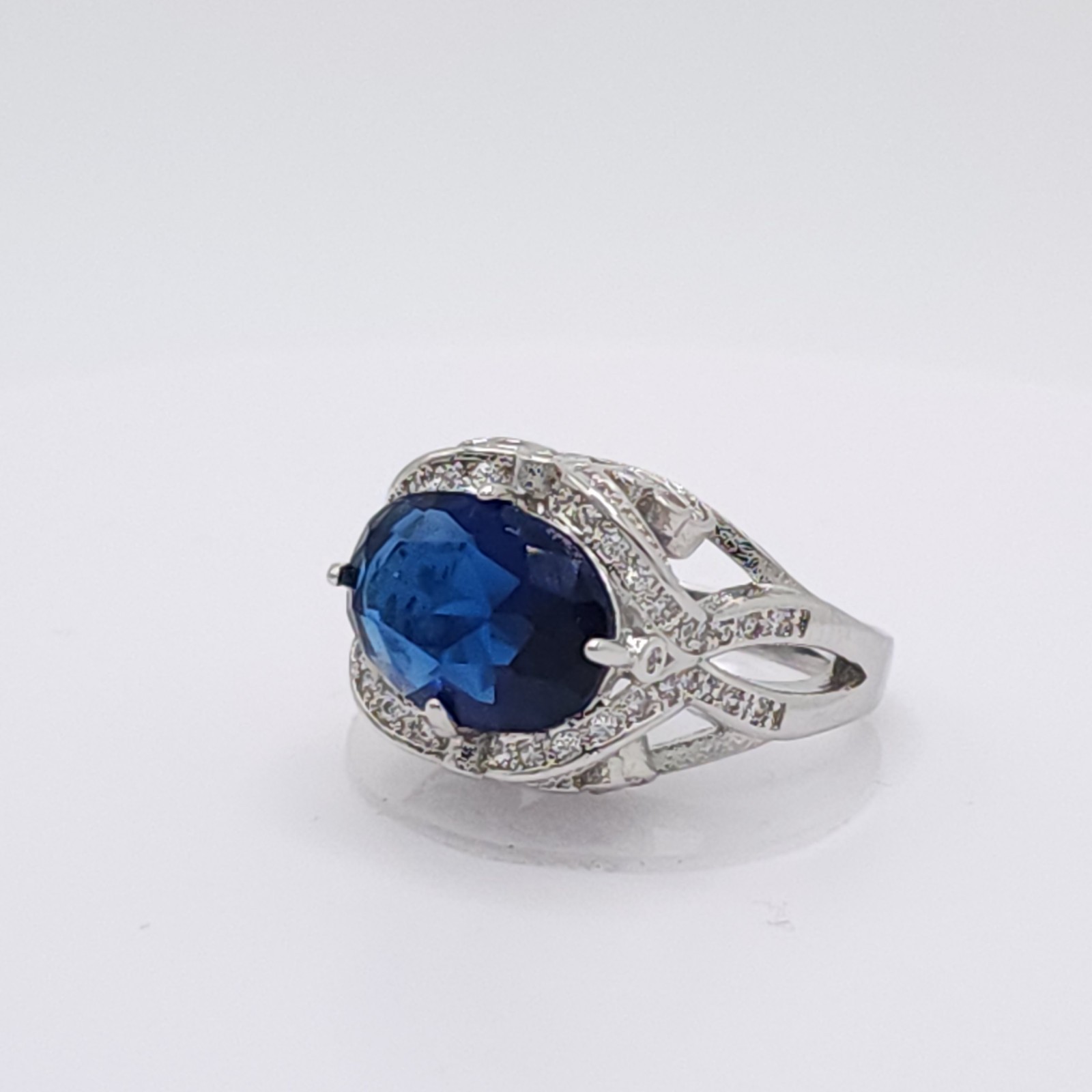 Adjustable Silver Tone Ring Blue Oval Crystal Sta… - image 8