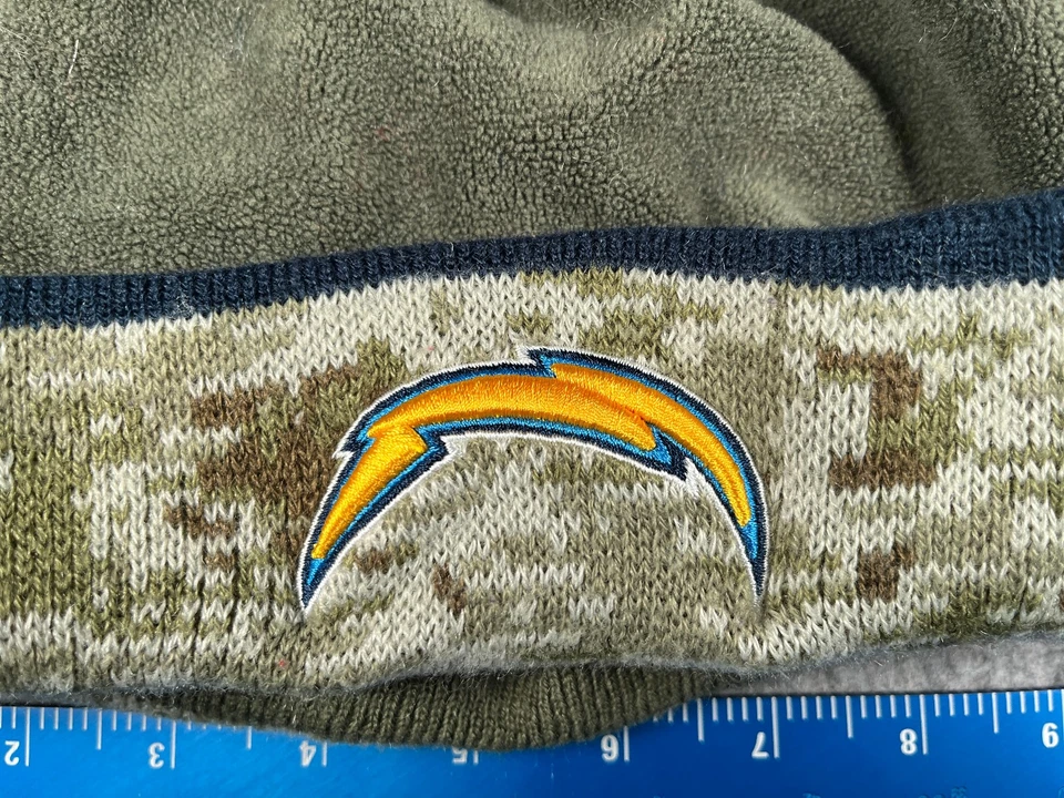 Los Angeles Chargers Beanie Adult One Size Green Poly NFL Cancer Awareness - Image 2 of 4