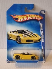 Hot Wheels Ferrari F430 Spider 2009 Yellow *DISCONTINUED COLLECTIBLE*