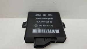 Mercedes W210 E Klasse LWR Steuergerät Stg  Leuchtweiteregulierung 2108206126