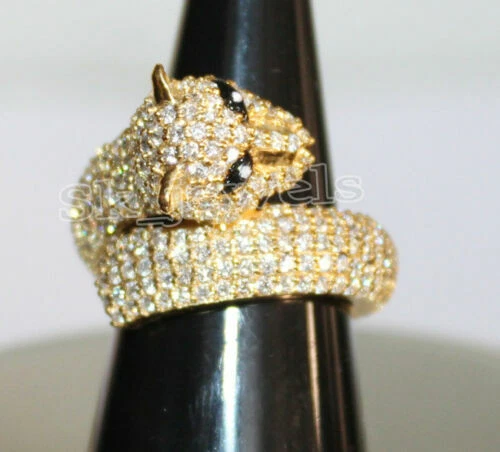 Bagues avec diamant en or jaune onyx