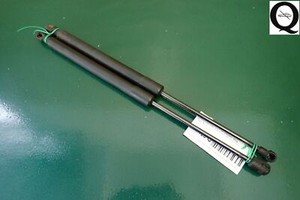 Gasdruckdämpfer im Set Baujahr 2004 VW 1K/1KP/5M/1KM