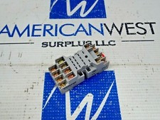 SIEMENS 3TX7144-1E5  RELAY SOCKET BASE 10 AMP 300V  LOT OF 9