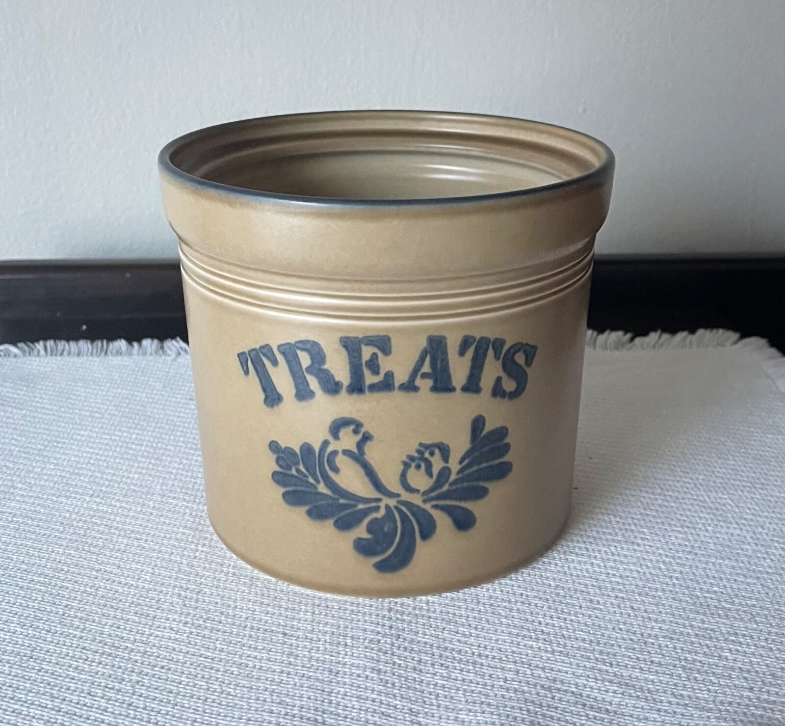 Pfaltzgraff Folk Art Treat Canister with Classic Design  