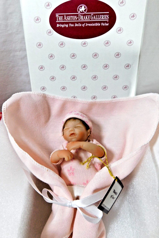 Ashton Drake “Handful of Love” Miniature Baby Doll Heavenly Handfuls