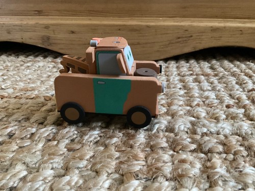 Disney Parks Pixar Cars Large Tow Mater Foam Car Aerial Topper - Picture 5 of 6