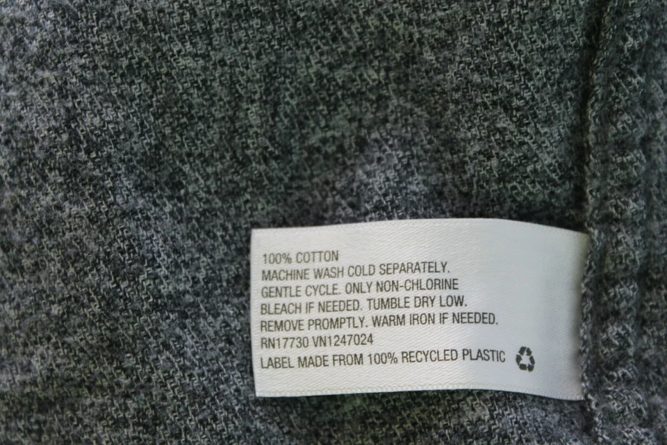 Mossimo Supply Co Men’s Button Up Shirt Long Sleeve Cotton Grey Size M - Image 4 of 4