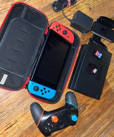 Nintendo Switch Model V2 32gb Internal - 64gb Micro SD w/ Game & Controller