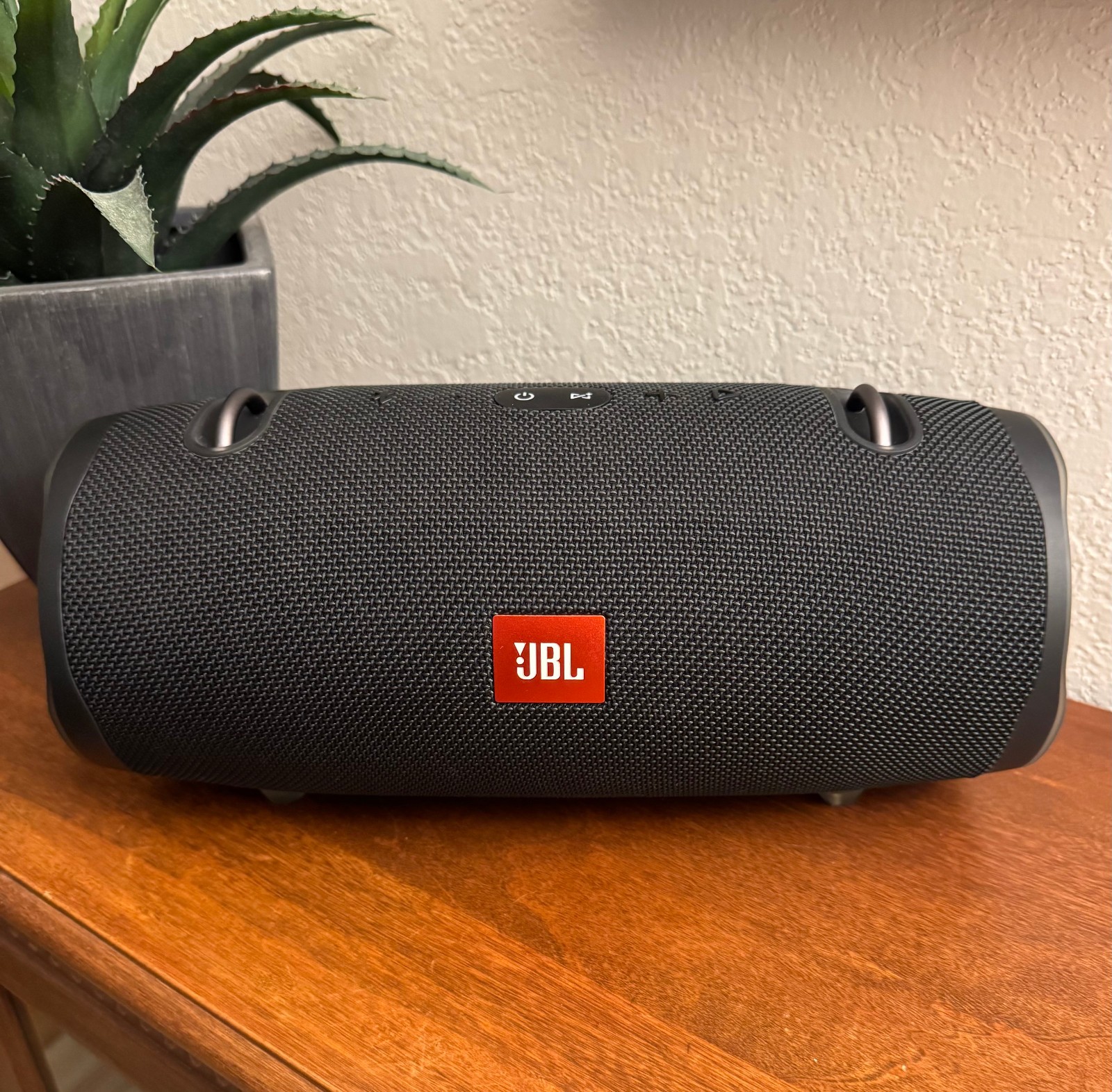 Xtreme 2 Bluetooth Speaker PL - Black - Low Frequency Mode!