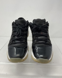 Air Jordan 11 Retro Low GS 72 10 Black White Red Sneakers Kids 7Y