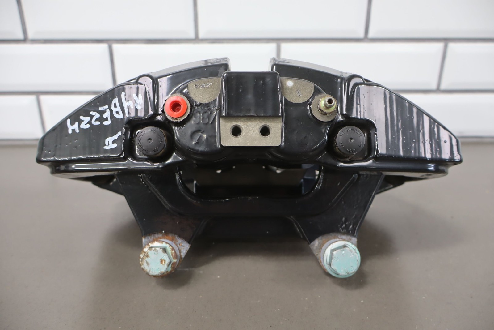 Bentley Continental 2004 Front Left, right Calipers with pads Pair Black