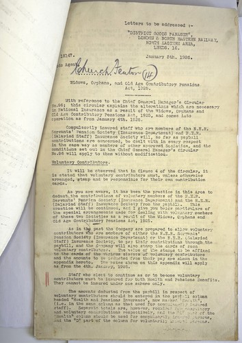 1926-1932 LNER Documents Re: Widows', Orphans' & Old Age Pensions 80+ Pages (P1) - Picture 6 of 6