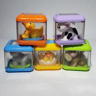 Lot of 5 Fisher Price Peek A Boo Shape Sorter 2'' Square Replacement Blocks
