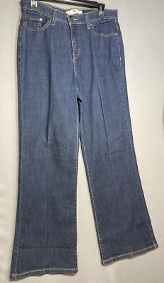 Levi s 512 Women s Bootcut Jeans Size 10 30x30 Perfectly Slimming Dark Wash