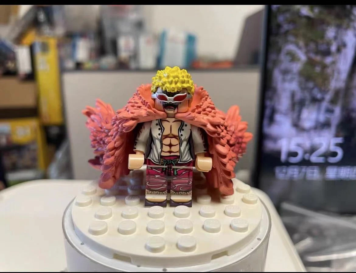 custom minifigure mini brick third party one piece Donquixote Doflamingo  figure