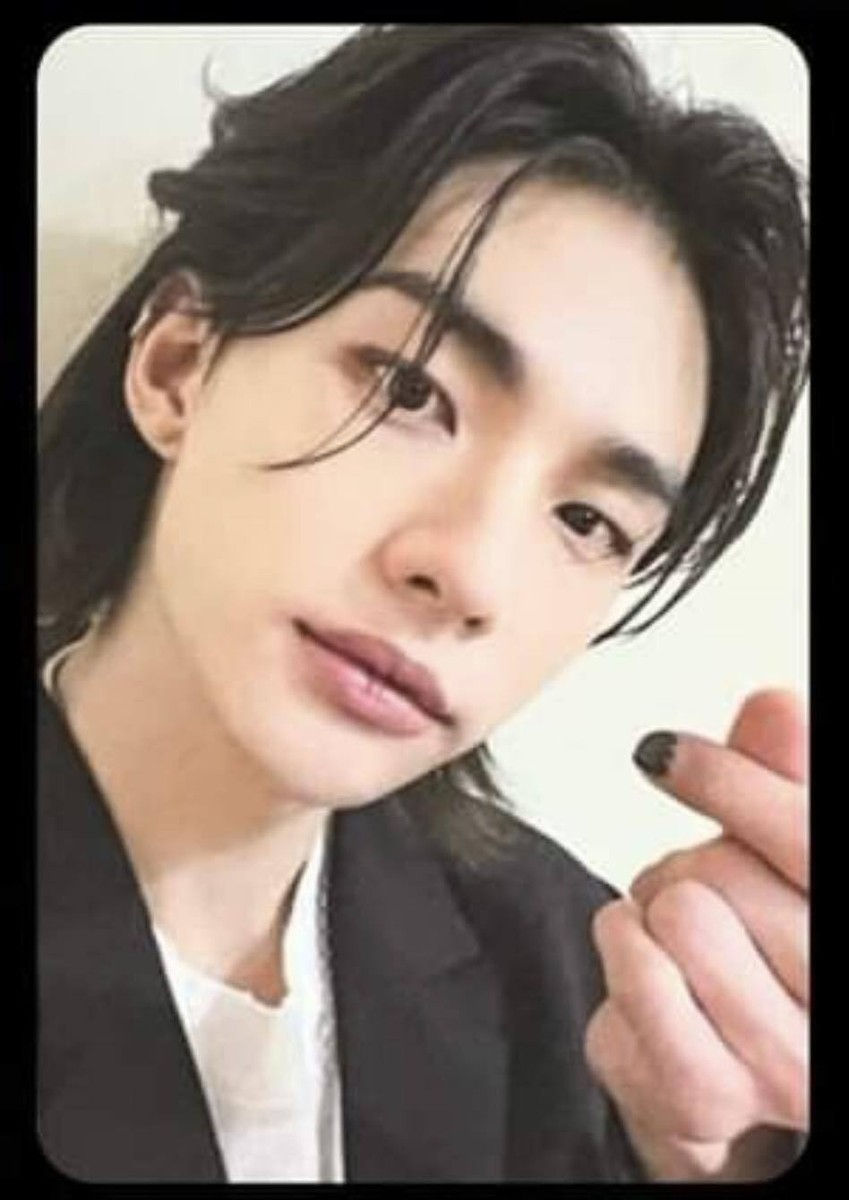 StrayKids リノ giveaway 1.0 セット stray kids スキズ pop up GIVEAWAY 1 リノ 制服 - メルカリ