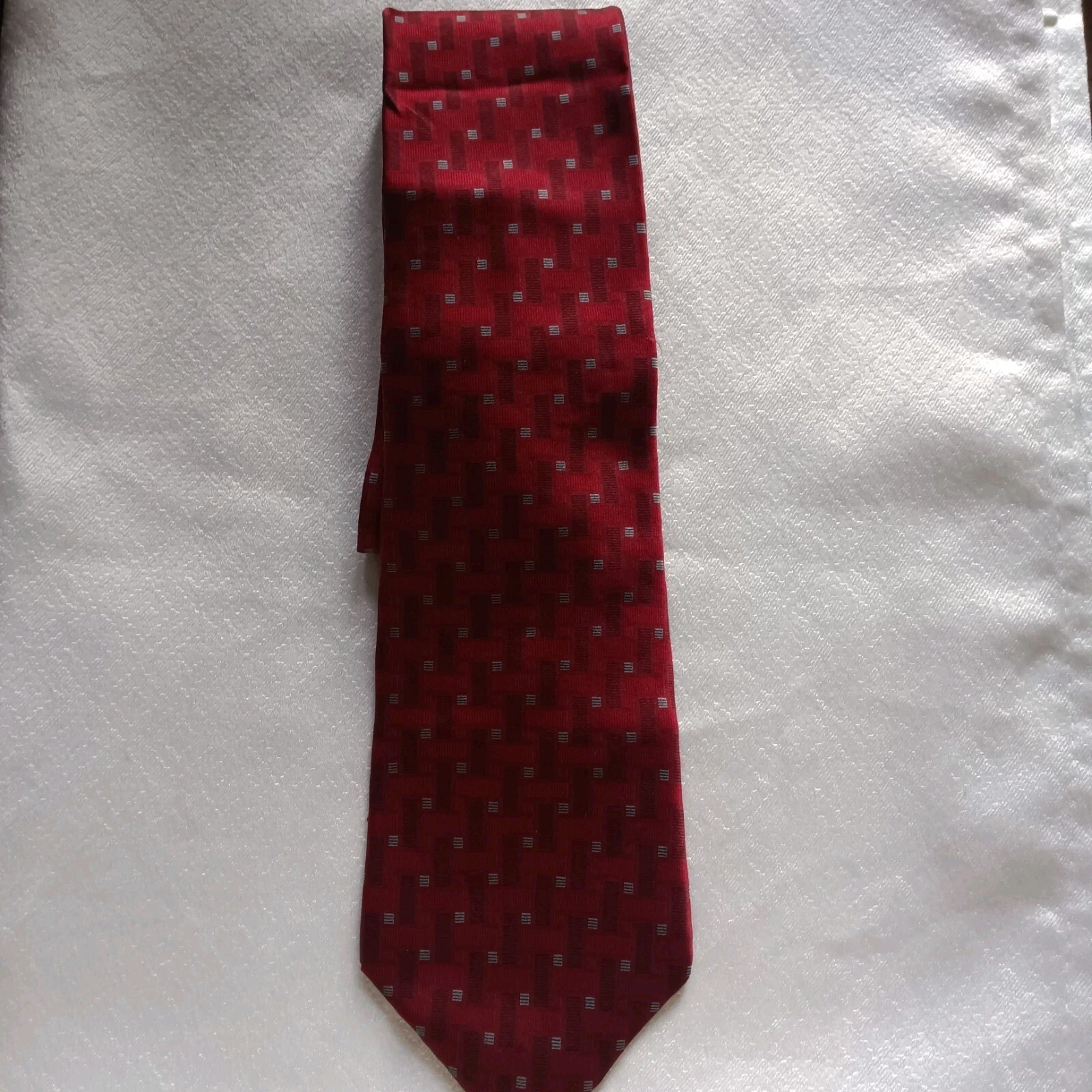 Red Arrow stylish men's slim necktie for formal occasions