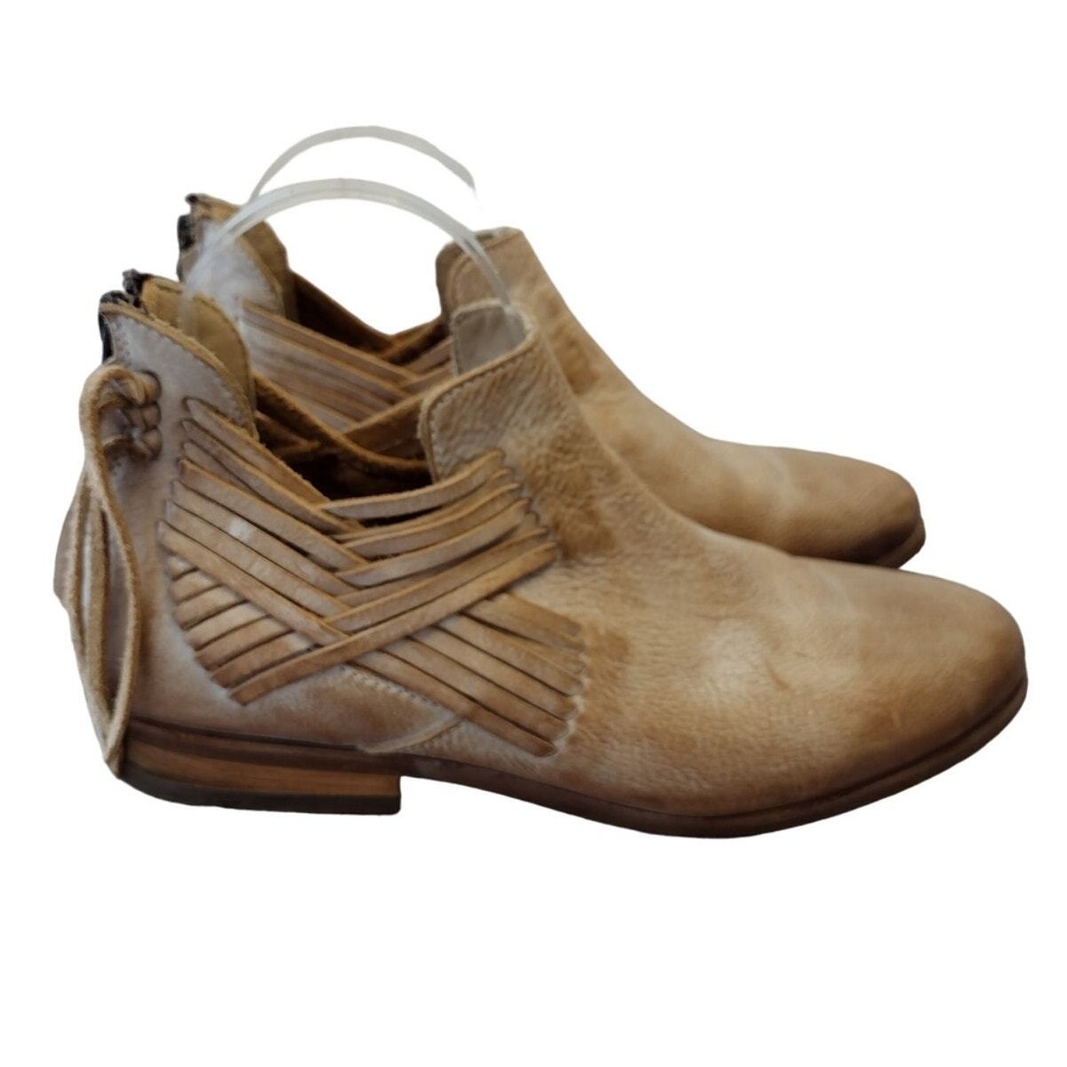 Baske California Lexi Leather Fringe Low-Cut Ankle Boots Booties