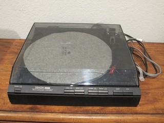 Giradischi giradischi Denon DP 7F trazione diretta completamente automatico