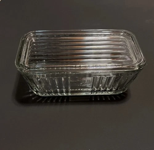 Vtg Anchor Hocking 1932 Design Glass 8 1/2" x 4 1/4" Refrigerator Dish With Lid