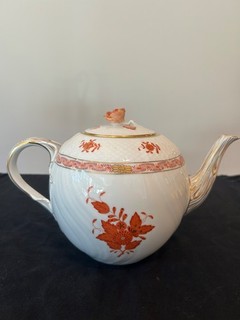 Herend Hungary Chinese Bouquet Rust Large 6 Cup Teapot 1602/AOG Rose Finial MINT