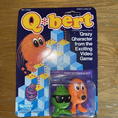Vintage 1983 Kenner Gottlieb Q-Bert & Slick  PVC Figure Sealed