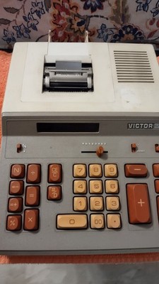1970sVintage Victor 600/620 Printing Adding Machine   Works    Retro Calculator