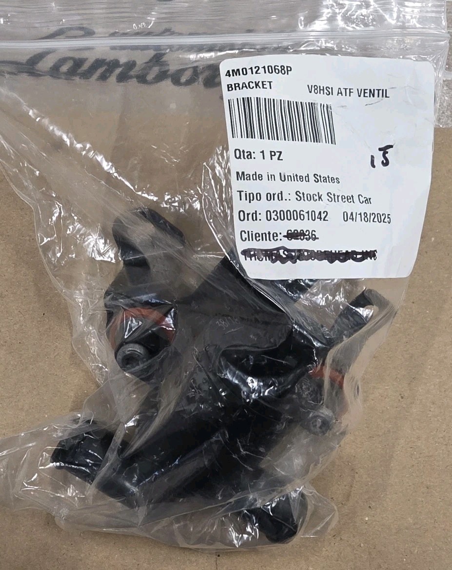LAMBORGHINI URUS 2018-2023 WATER PUMP SOLENOID VALVE 4M0121068P  GENUINE NEW