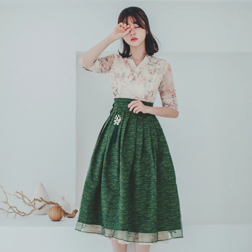 Modern day hanbok cheap