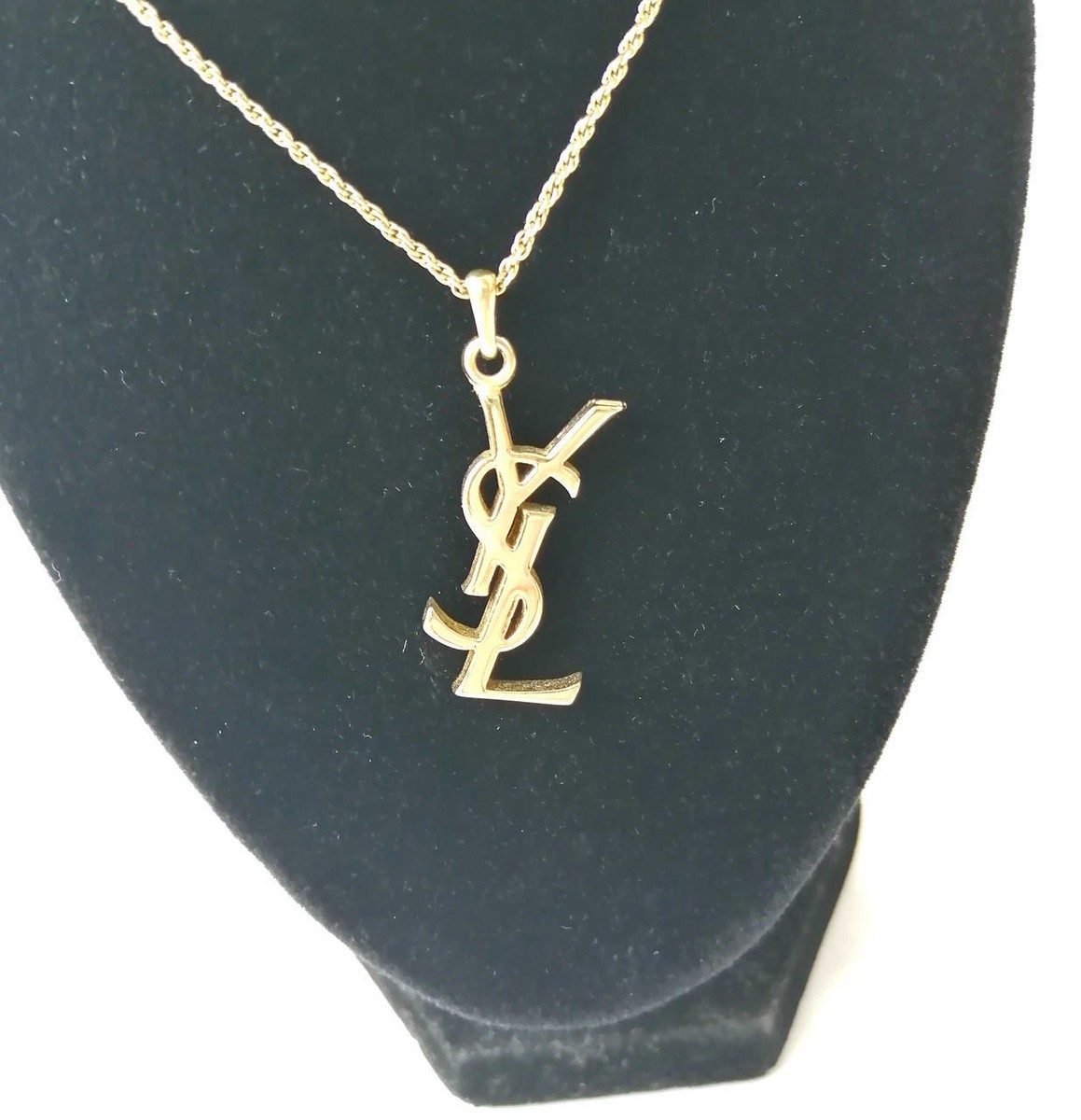 アクセサリー Yves Saint Laurent logo l necklace Vintage YSL Necklace: Yves Saint Laurent Gold Hammered Logo