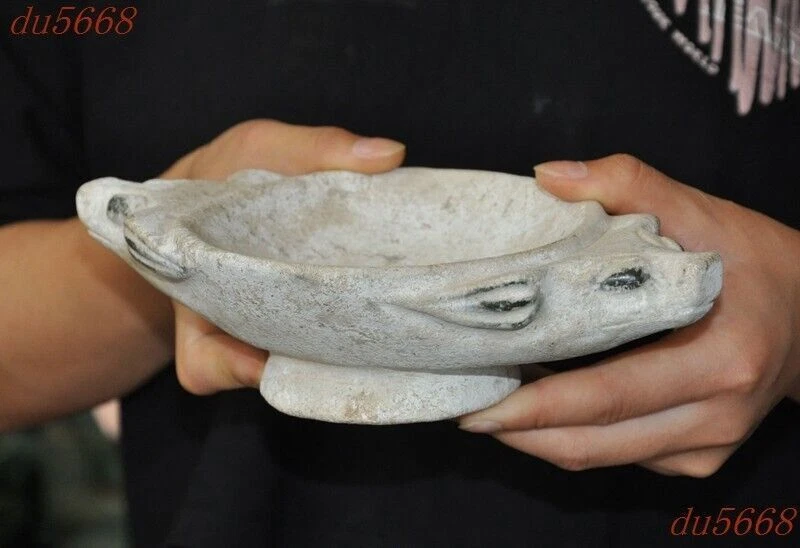 8.6"China Hongshan Culture Old Jade sacrifice beast head Pen wash Ashtray statue Foto 2 de 4