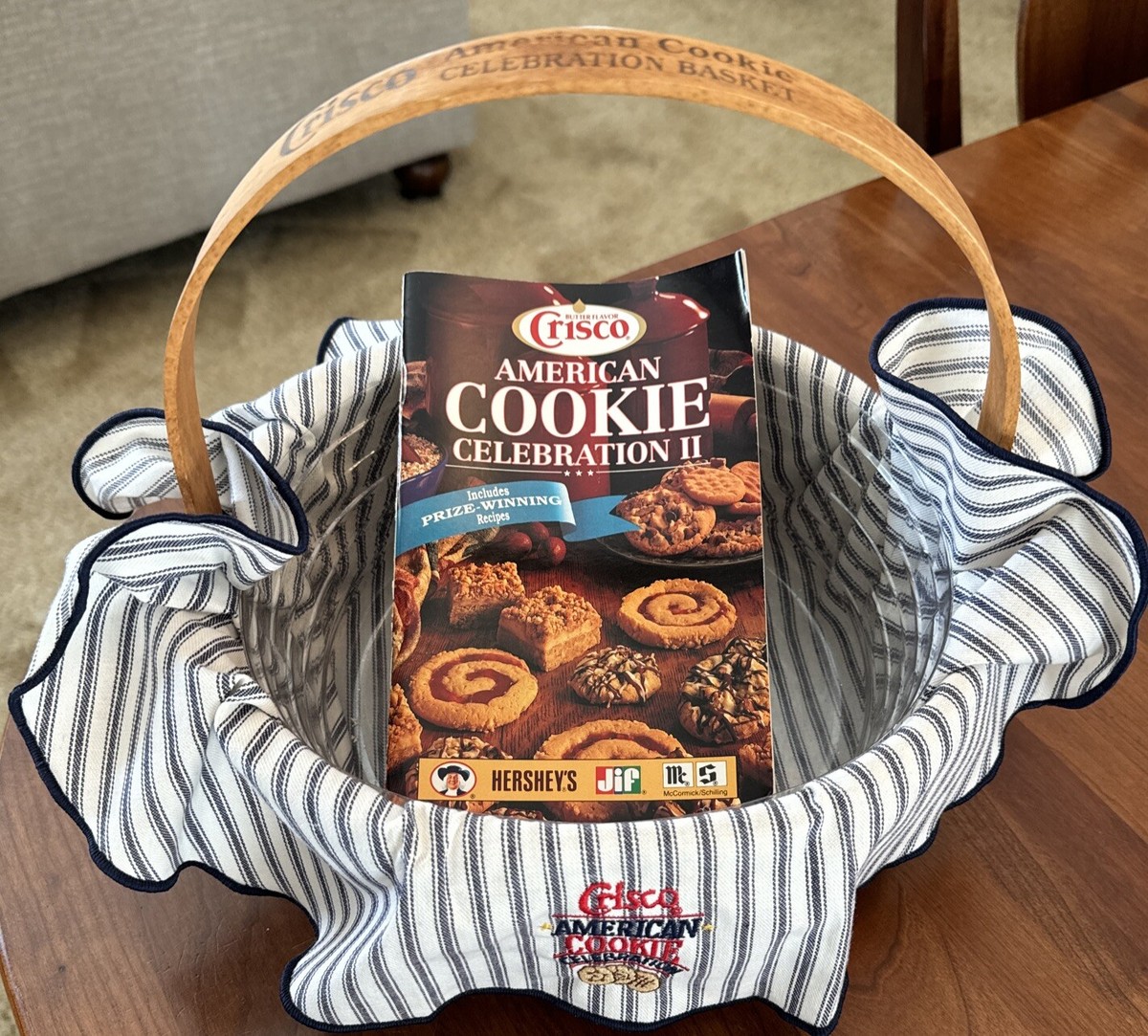 Longaberger Crisco American Cookie Celebration Basket/Liners