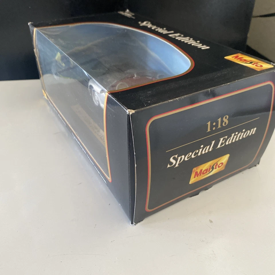 Maisto 1:18 Die Cast Porsche Boxster Special Edition Silver Concept Car  - Image 3 of 4