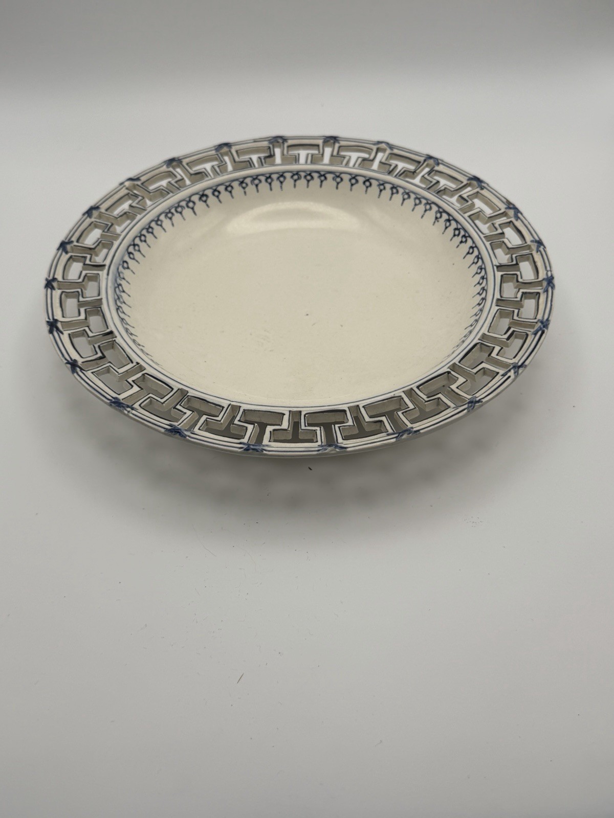 Wedgwood Creamware Reticulated Plate Greek Key Blue White An