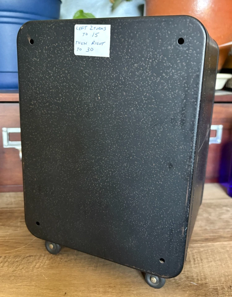 Mosler Junior 1970 Vintage Juguete Caja Fuerte Moneda Banco Bóveda con Combinación Foto 3 de 4