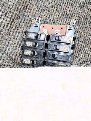 Challenger / Cutler-Hammer Breaker Panel Interior w/ Breakers BR Type Load Cntr