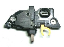 REGOLATORE BOSCH ALTERNATORE PER AUDI A3 A4 , SKODA FABIA, VW GOLF, IVECO DAILY 