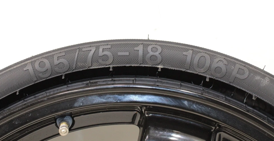 Maserati Levante 2017-20 rueda de repuesto Vredestein Space Master 195/75 R18 106P OEM Foto 4 de 4